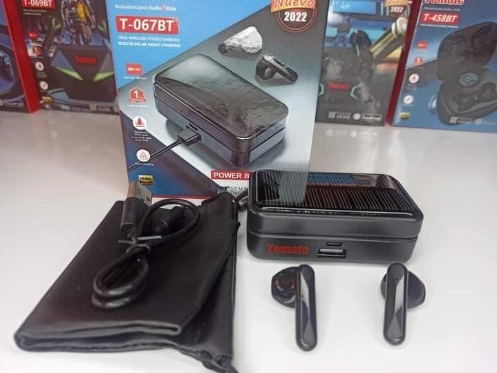 AUDIFONOS CON PANEL SOLAR